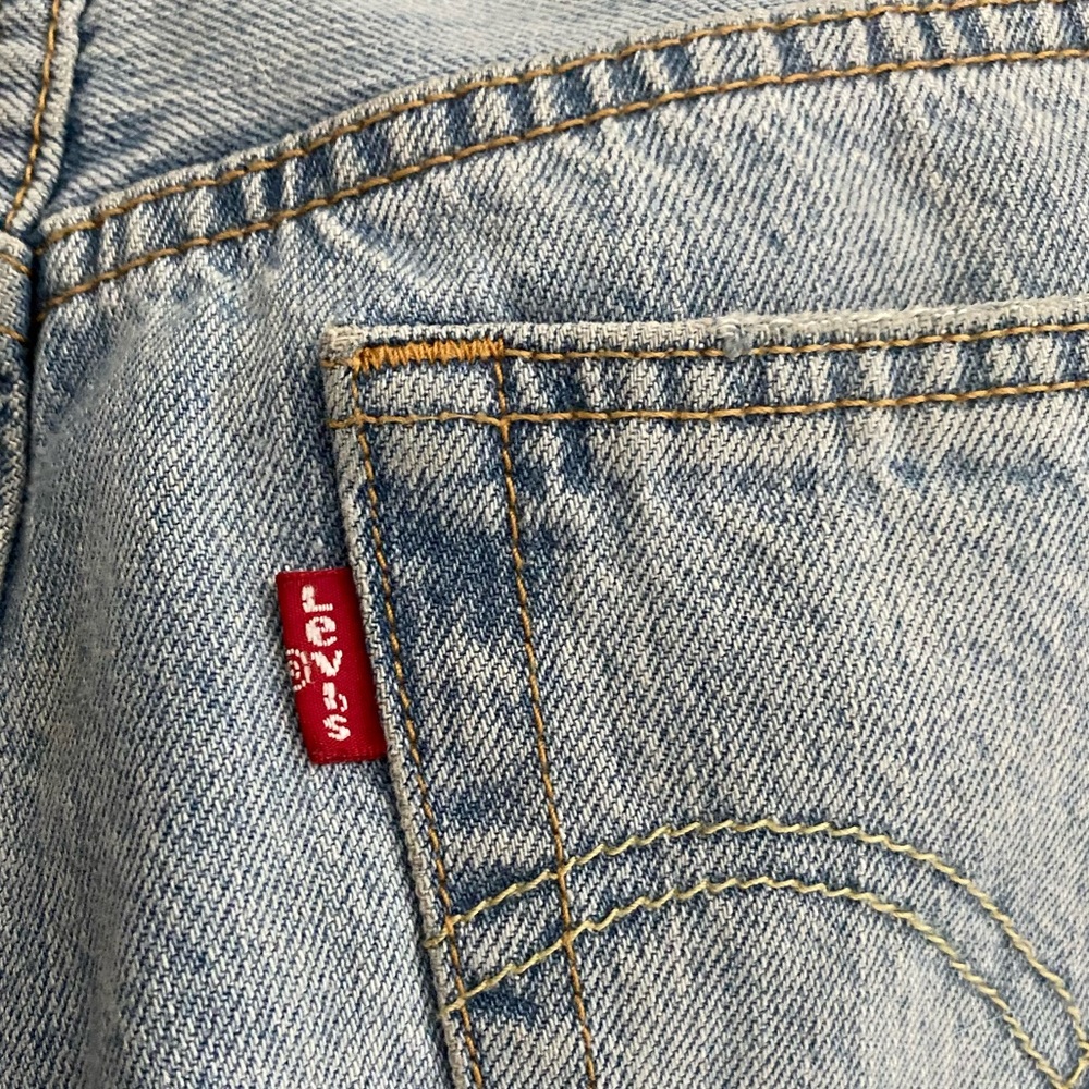 LEVI aritzia high waisted jeans - Picture 4 of 4